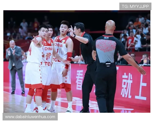 南京篮球队总决赛精彩配合解析与战术亮点回顾 南京篮球队总决赛精彩配合解析与战术亮点回顾