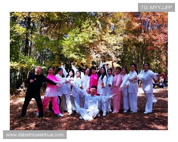 克鲁塞罗与竞技的精彩对决比分揭晓，赛季走势分析与精彩瞬间回顾