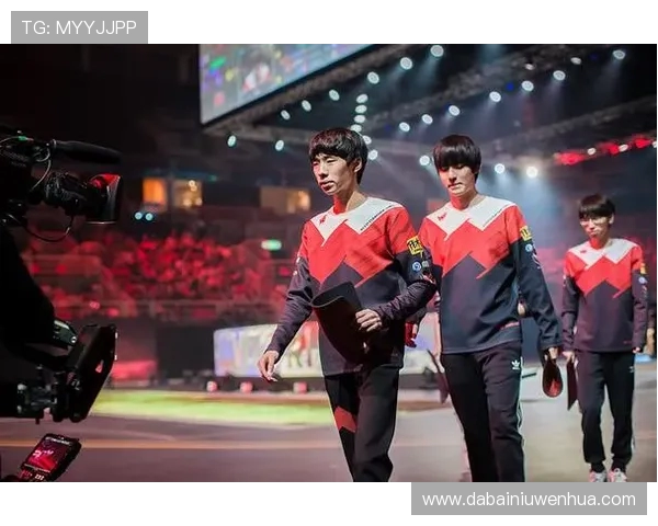 深入分析WE战队的转换打法及其在比赛中的应用与效果 深入分析WE战队的转换打法及其在比赛中的应用与效果