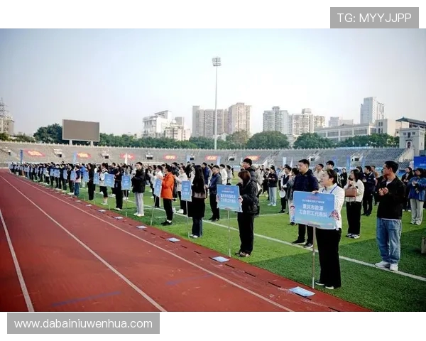 重庆飞盘队荣登全国飞盘配合排行榜第4名展现实力与团队默契 重庆飞盘队荣登全国飞盘配合排行榜第4名展现实力与团队默契